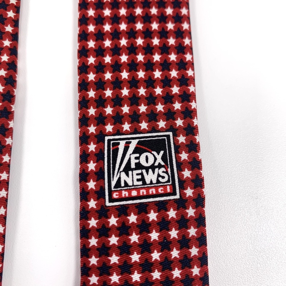 Fox News‎ Channel Mens Silk Fair & Balanced Special Report Red w Stars USA Rare - Picture 3 of 8